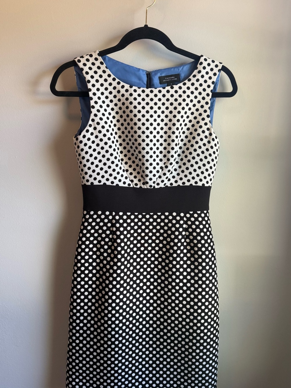 Tahari ASL Sleeveless Black & White Polka Dot Sheath Dress Size 2
